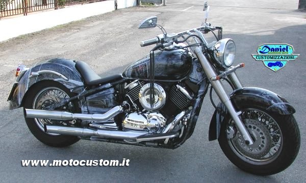 Yamaha Dragstar XVS1100 Black Knight