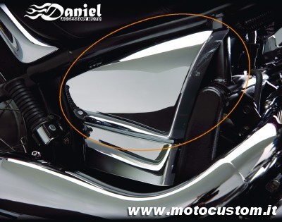 Fianchetti cromati VN900 cod 1517, Daniel accessori moto